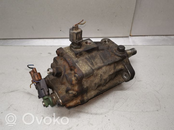 Toyota Corolla Verso E121 Polttoaineen ruiskutuksen suurpainepumppu 2210027010