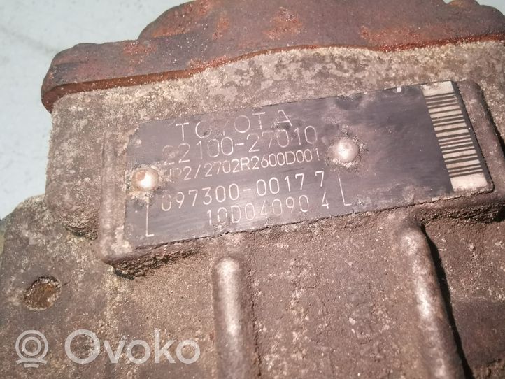 Toyota Corolla Verso E121 Pompa wtryskowa wysokiego ciśnienia 2210027010