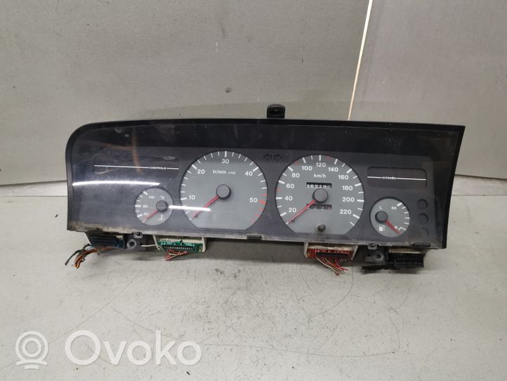 Citroen Xantia Tachimetro (quadro strumenti) 215787049