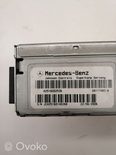 Mercedes-Benz GL X164 Videon ohjainlaite A2518202526