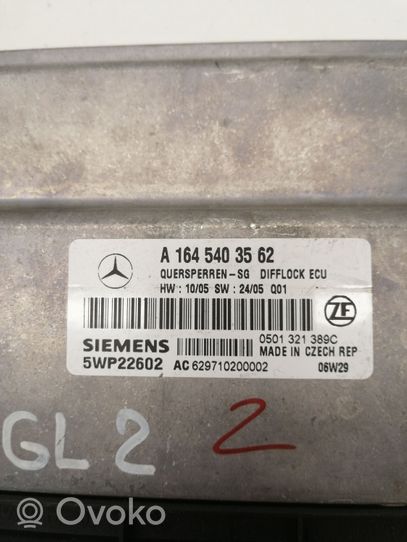 Mercedes-Benz GL X164 Pavarų dėžės reduktorius (razdatkės) valdymo blokas A1645403562