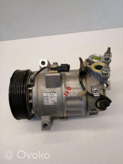 Volvo XC60 Ilmastointilaitteen kompressorin pumppu (A/C) 31449067