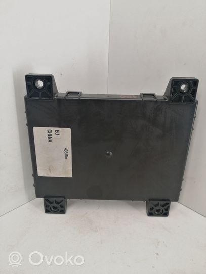 Tesla Model S Comfort/convenience module 101090700D