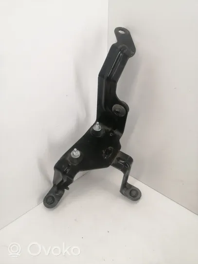 Ford Mustang VI ABS pump bracket FR3C2C304B