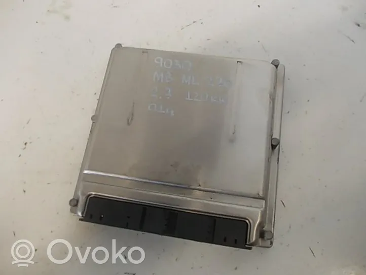 Mercedes-Benz ML W163 Calculateur moteur ECU 0281010546