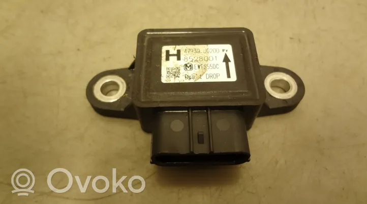 Nissan X-Trail T31 Sensore di imbardata accelerazione ESP 8528001