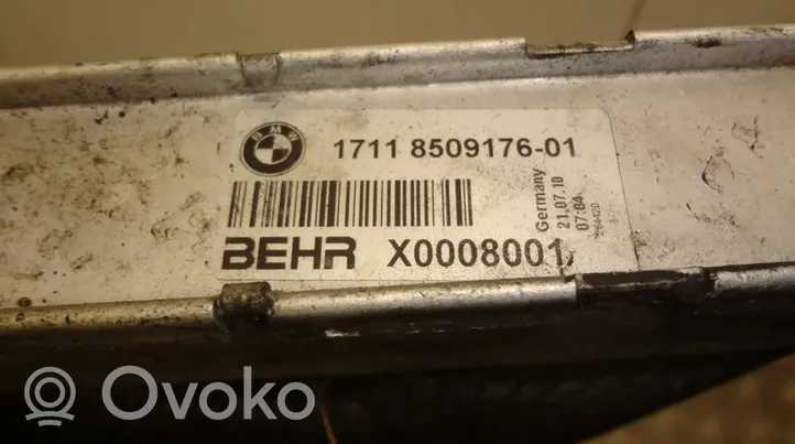 BMW 5 F10 F11 Aušinimo skysčio radiatorius X0008001