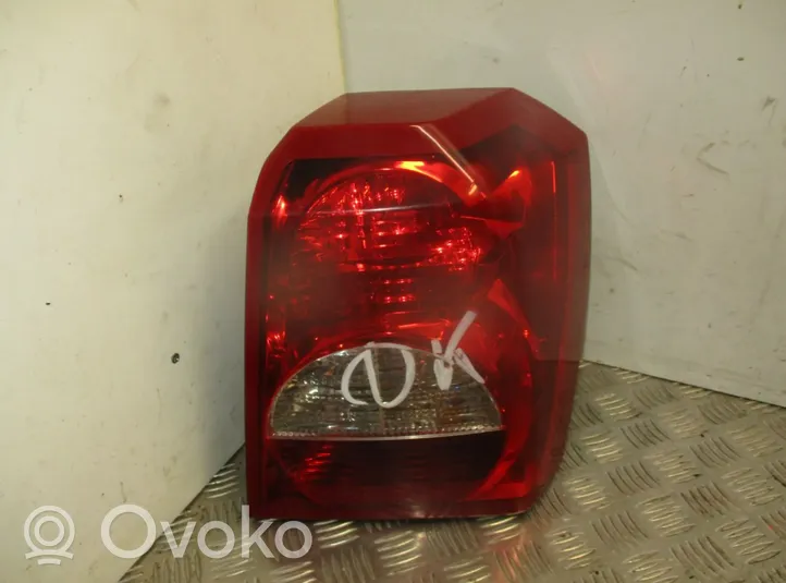 Dodge Caliber Lampa tylna 05303752AE