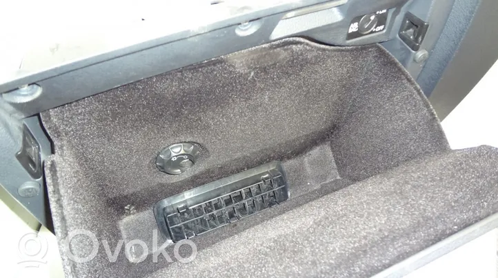 Volkswagen Sharan Glove box set 