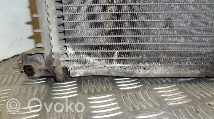 Volvo S60 Radiatore di raffreddamento 988233C