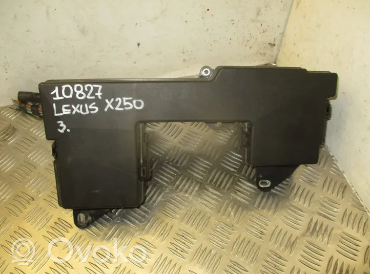 Jaguar XF Set scatola dei fusibili AX23-14290-AGB