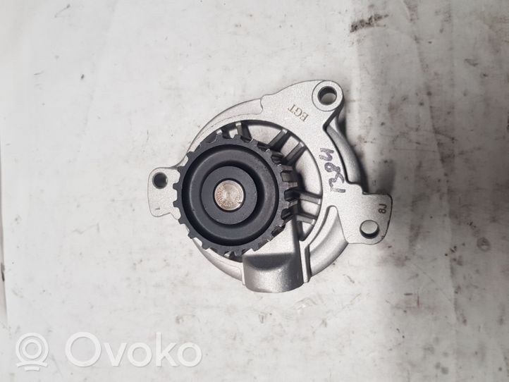 Audi A6 S6 C4 4A Water pump P546