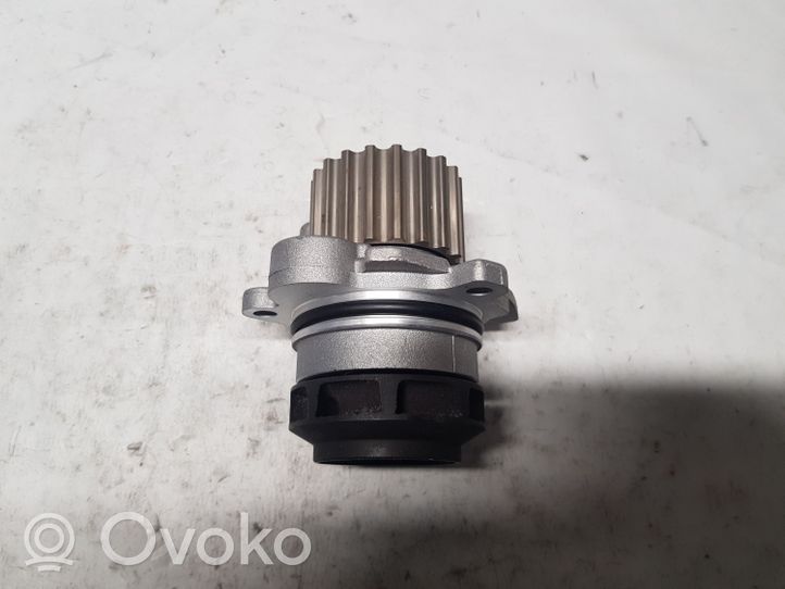 Audi A3 S3 A3 Sportback 8P Water pump PA905