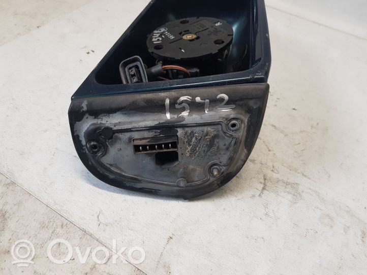 Mercedes-Benz E W210 Copertura in plastica per specchietti retrovisori esterni 2028110198