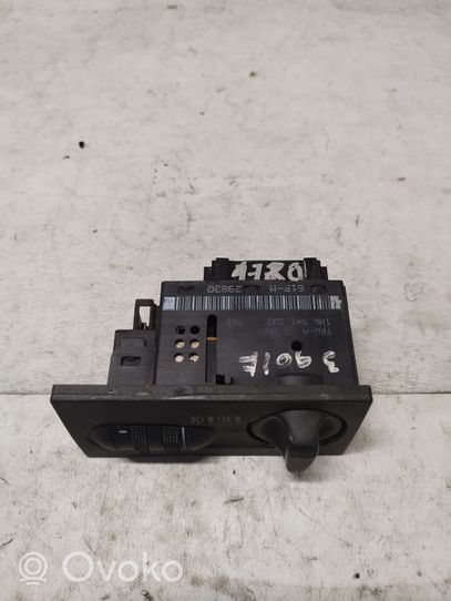 Volkswagen Golf III Hazard light switch 1H6941532