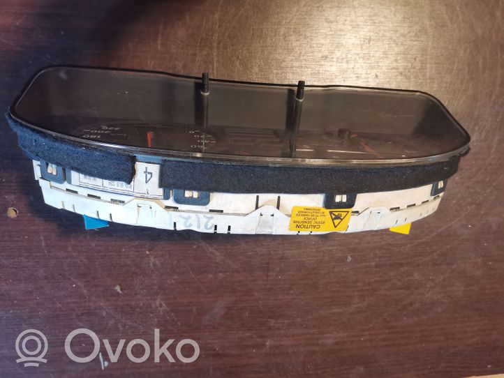 Audi A4 S4 B5 8D Speedometer (instrument cluster) 8D0919034