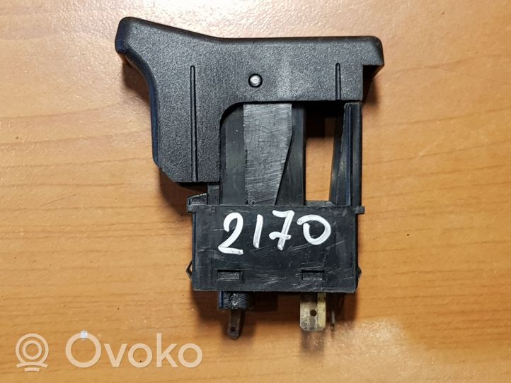 Audi 80 90 B2 Bouton de dégivrage pare-brise 853941503