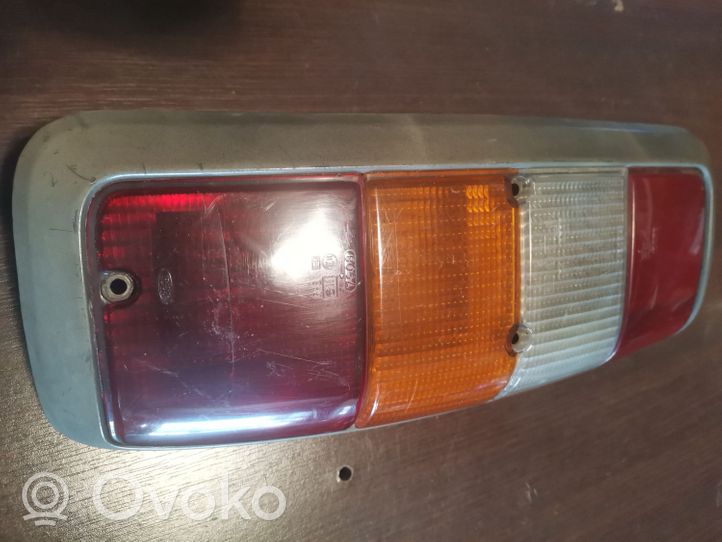 Ford Transit II Lampa tylna 83VB13405A