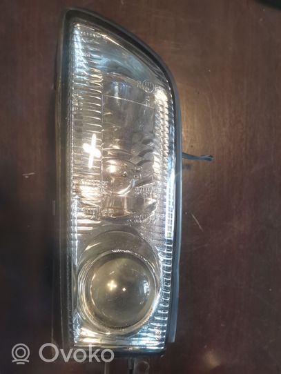 Mazda Xedos 9 Lampa przednia 68432