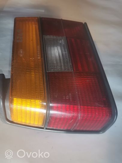 Volkswagen Jetta II Задний фонарь в кузове 165945257