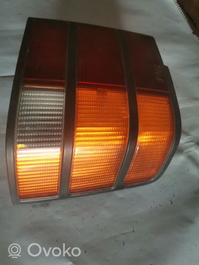 Ford Scorpio Lampa tylna 85GG13N004AA