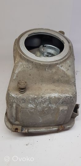 Audi 100 200 5000 C2 Lampa przednia 303117853