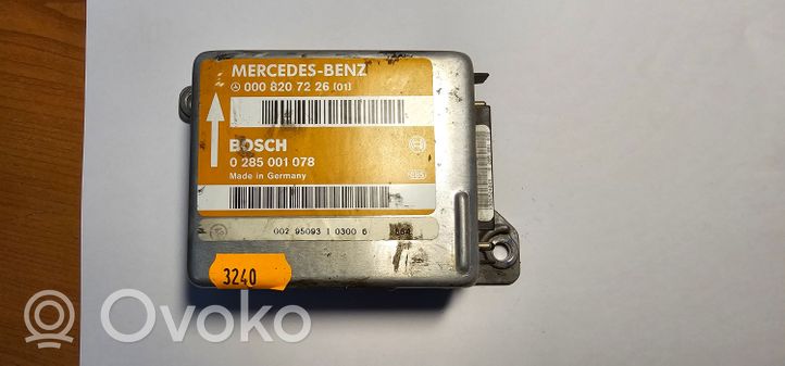 Mercedes-Benz E W124 Oro pagalvių valdymo blokas 0008207226