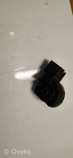 Opel Omega B1 Ignition lock contact 90505912