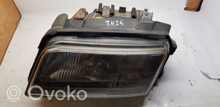 Audi A4 S4 B5 8D Phare frontale 0301094201