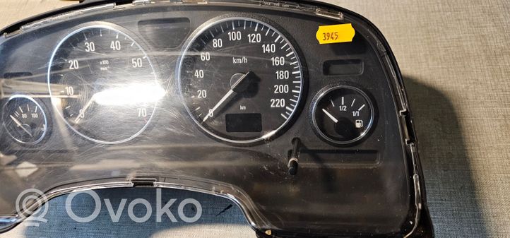 Opel Zafira A Compteur de vitesse tableau de bord 24461770JX