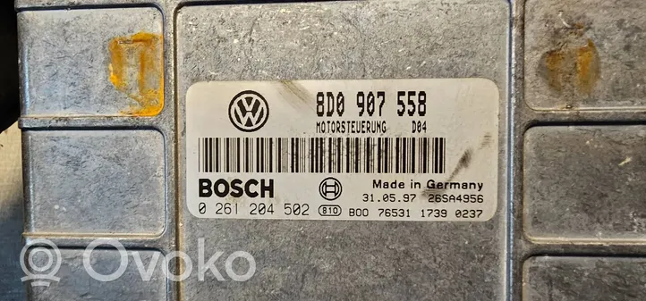 Volkswagen PASSAT B5 Variklio valdymo blokas 8D0907558
