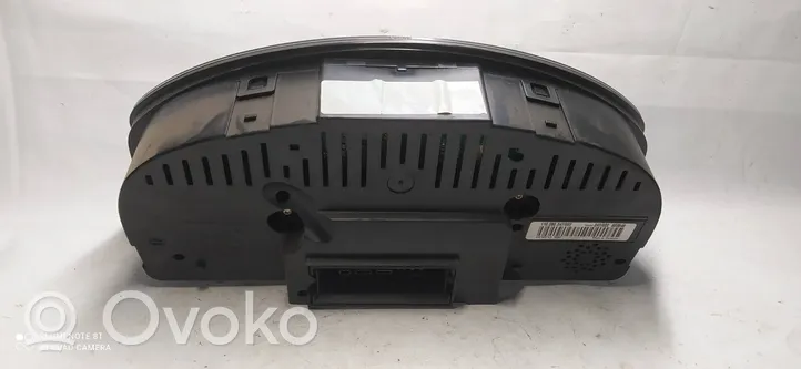 Volkswagen Touran I Spidometrs (instrumentu panelī) V3350110