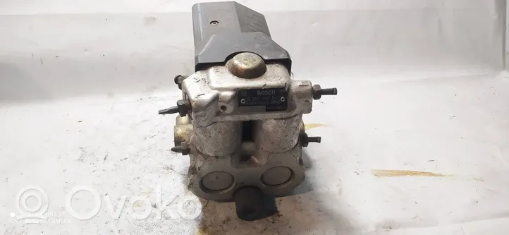 Mercedes-Benz C W203 ABS Pump 0265200043