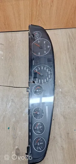 Audi 100 S4 C4 Compteur de vitesse tableau de bord 110008750003