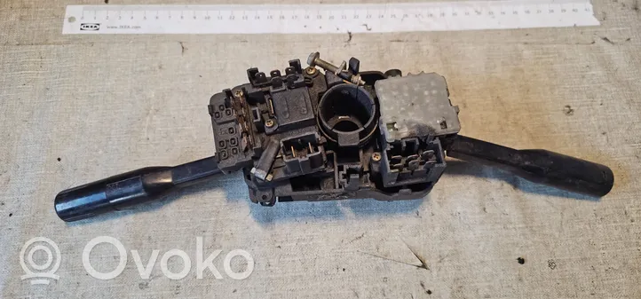 Mazda 626 Leva/interruttore dell’indicatore di direzione e tergicristallo 177698