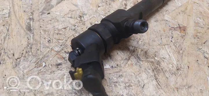 Opel Astra H Injecteur de carburant 0445110165