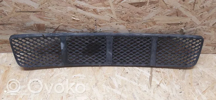 Volkswagen Polo III 6N 6N2 6NF Front bumper lower grill 6N0853677F