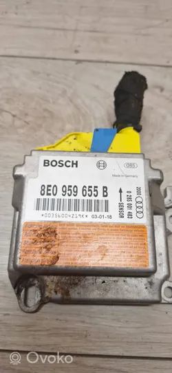 Audi A6 S6 C5 4B Oro pagalvių valdymo blokas 8E0959655B