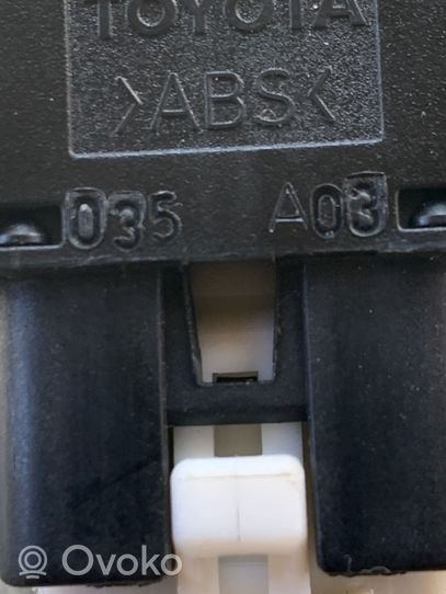 Toyota Avensis T250 Headlight level height control switch J035A03C