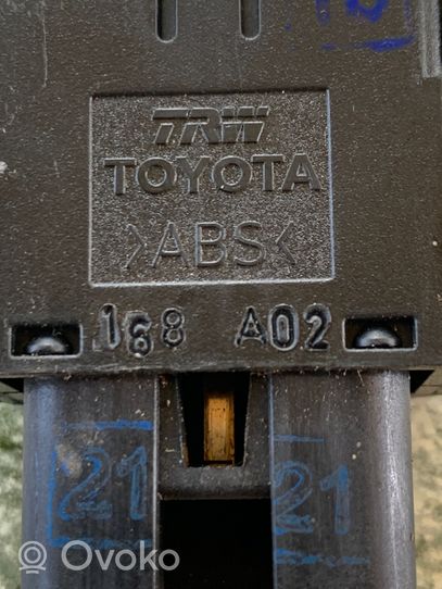 Toyota Avensis T250 Interruttore di regolazione livello altezza dei fari 168A02