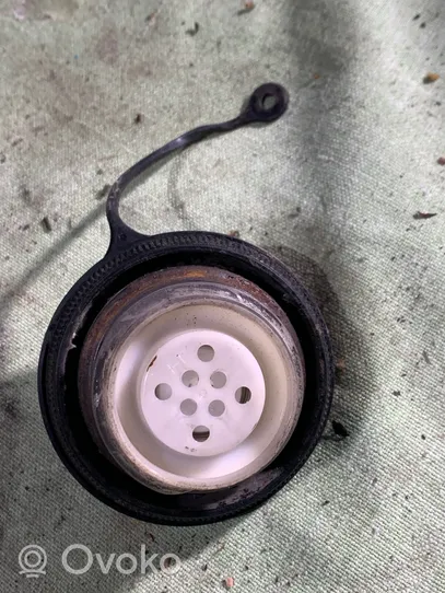 Nissan Micra Tappo del serbatoio del carburante 