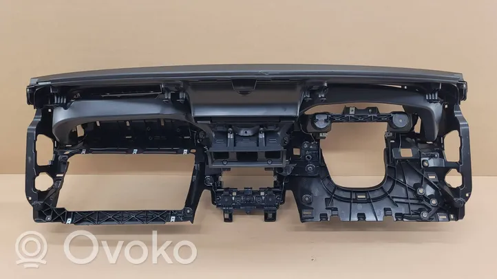 Volvo XC40 Dashboard 31442543