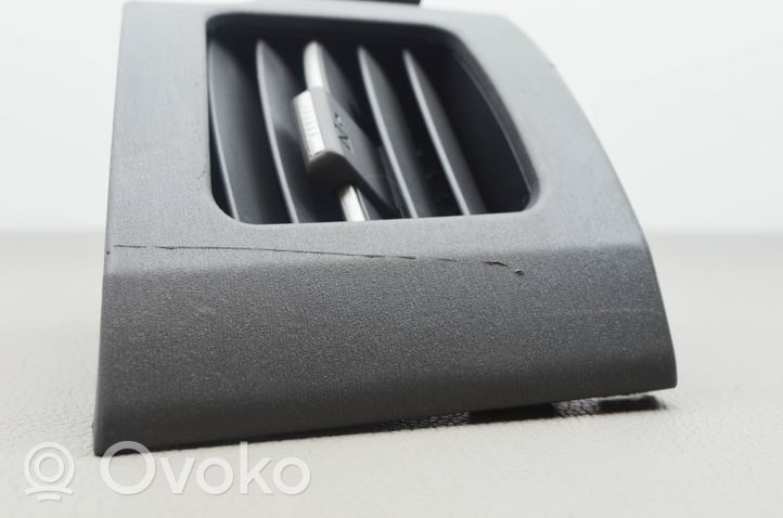 Toyota Prius (XW30) Copertura griglia di ventilazione cruscotto 5566047030