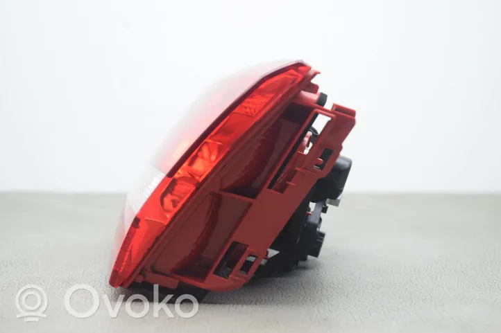 Audi A6 C7 Lampy tylnej klapy bagażnika 4G5945094