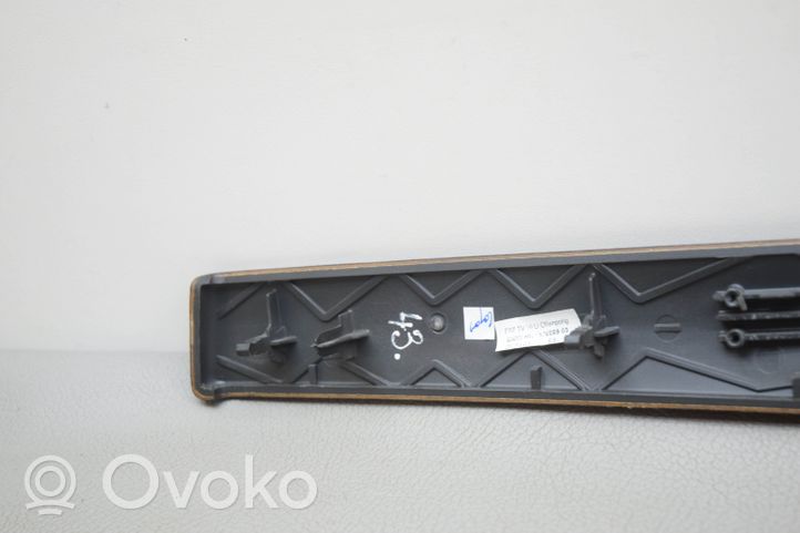 BMW 5 GT F07 Kita galinių durų apdailos detalė 9176969