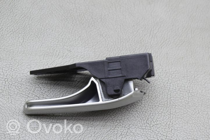 Toyota Prius (XW30) Front door interior handle 