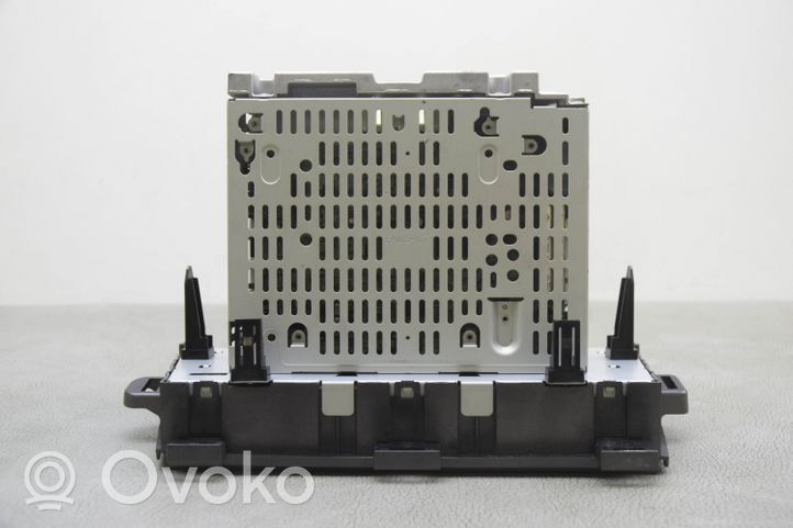 Toyota Prius (XW30) Radio/CD/DVD/GPS-pääyksikkö 8612047530