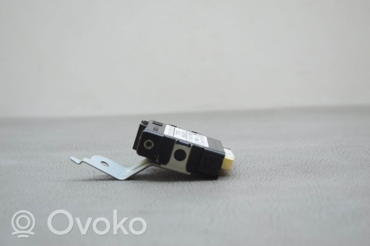 Toyota Prius (XW30) Moduł poziomowanie świateł Xenon 8996047110