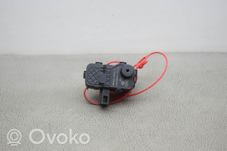 Audi Q5 SQ5 Serratura del tappo del serbatoio del carburante 8K0862153F