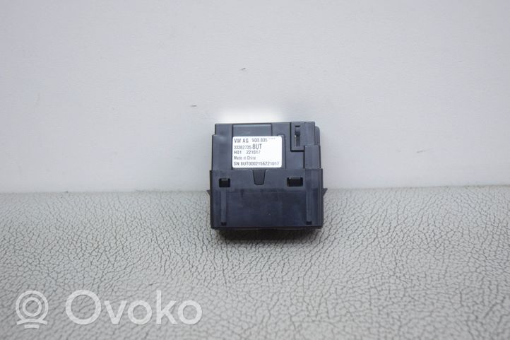 Audi Q5 SQ5 AUX-pistokeliitin 5Q0035726L